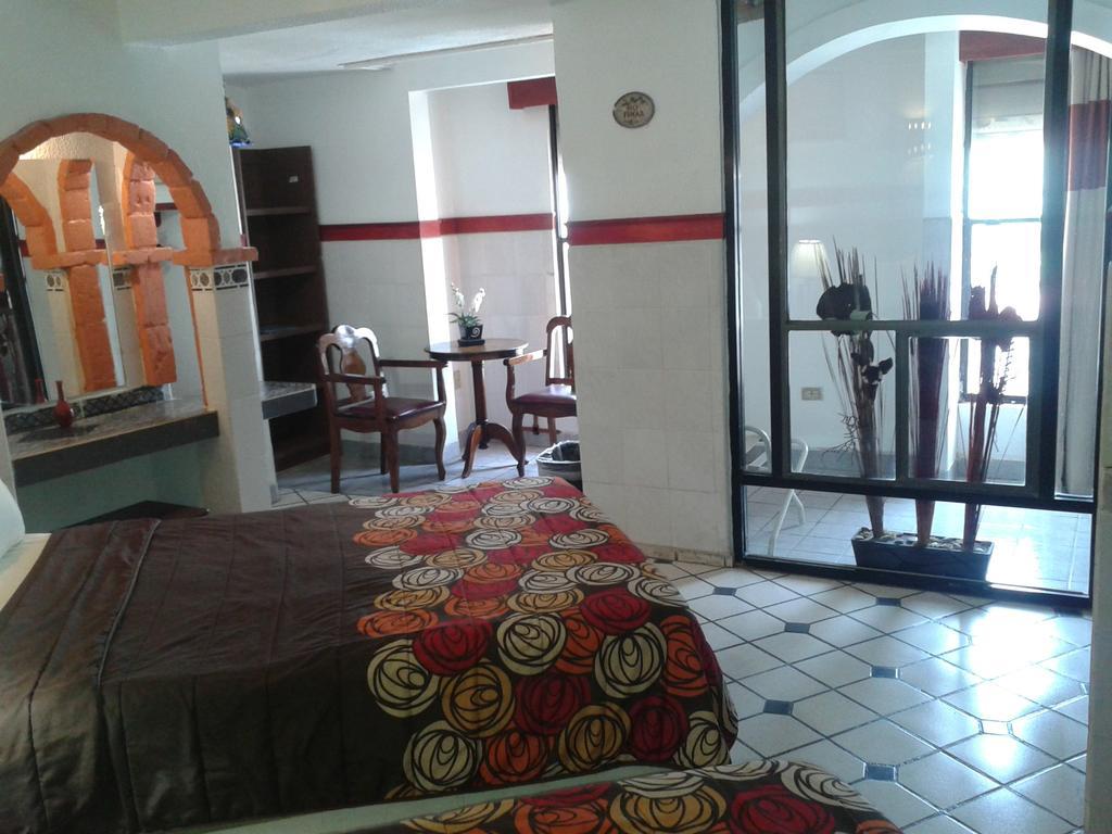 Hotel Terranova Tampico Ruang foto